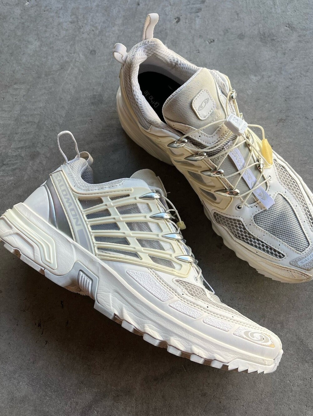 Salomon Acs Pro White Vanilla Ice Lunar Rock L47179900 Size 10.5 Men 11.5 Women